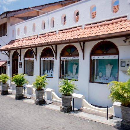 Cara Galle Fort Buitenkant foto